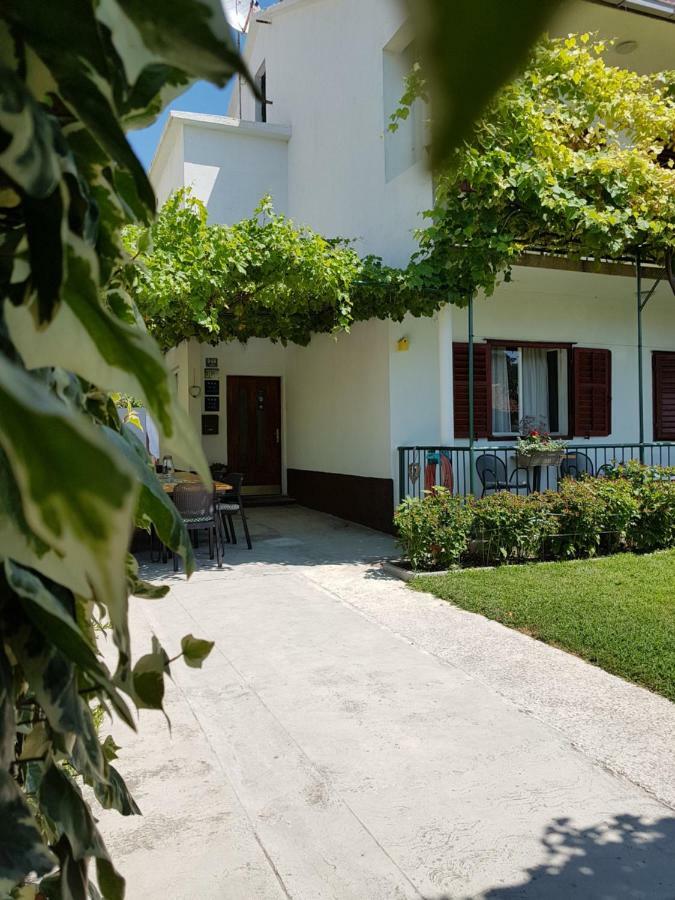 Guesthouse Jet Kaštela Exterior foto