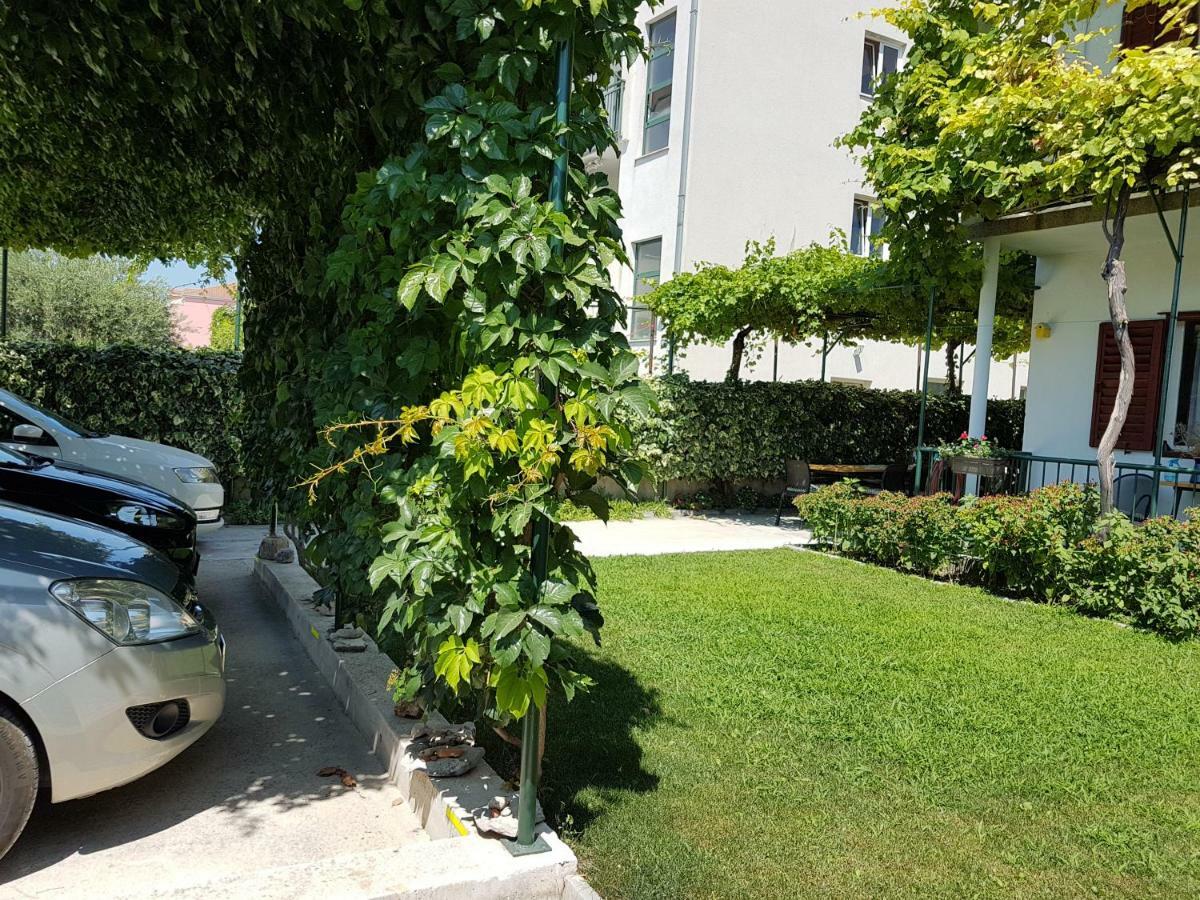 Guesthouse Jet Kaštela Exterior foto